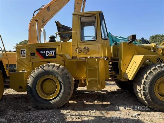 CAT 966 F 轮式装载机
