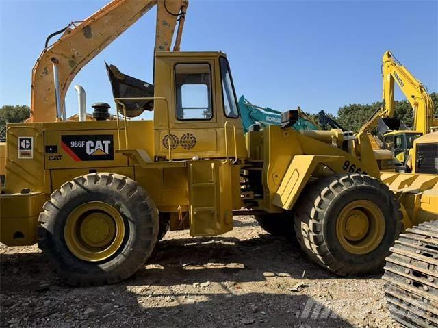 CAT 966 F 轮式装载机
