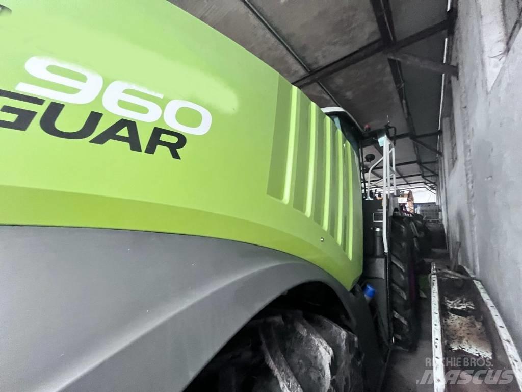 CLAAS Jaguar 960 自走式青贮饲料收割机