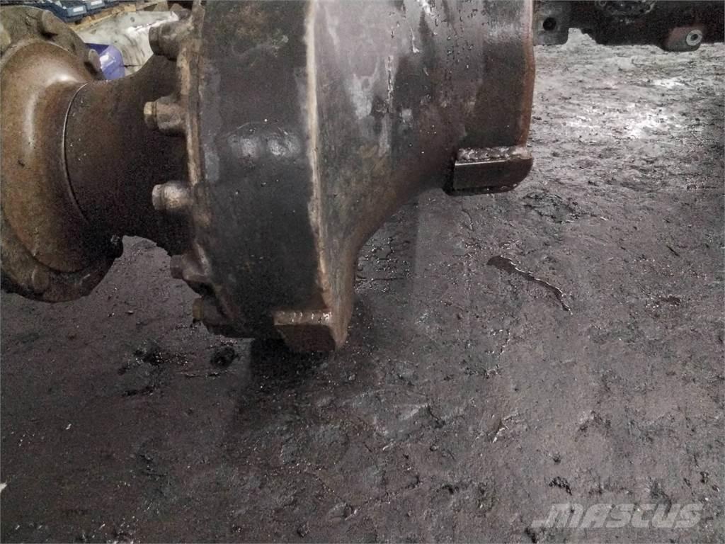 Timberjack 1110 传动装置