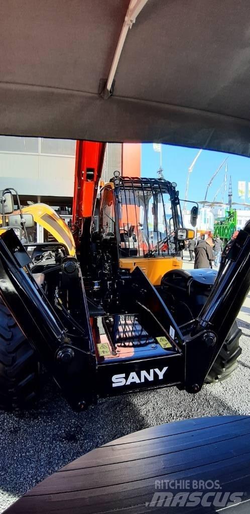 Sany STH 1440 伸缩轮式装载机
