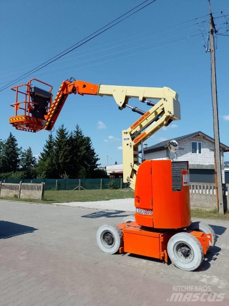 JLG E 300 AJP 曲臂高空工作平台