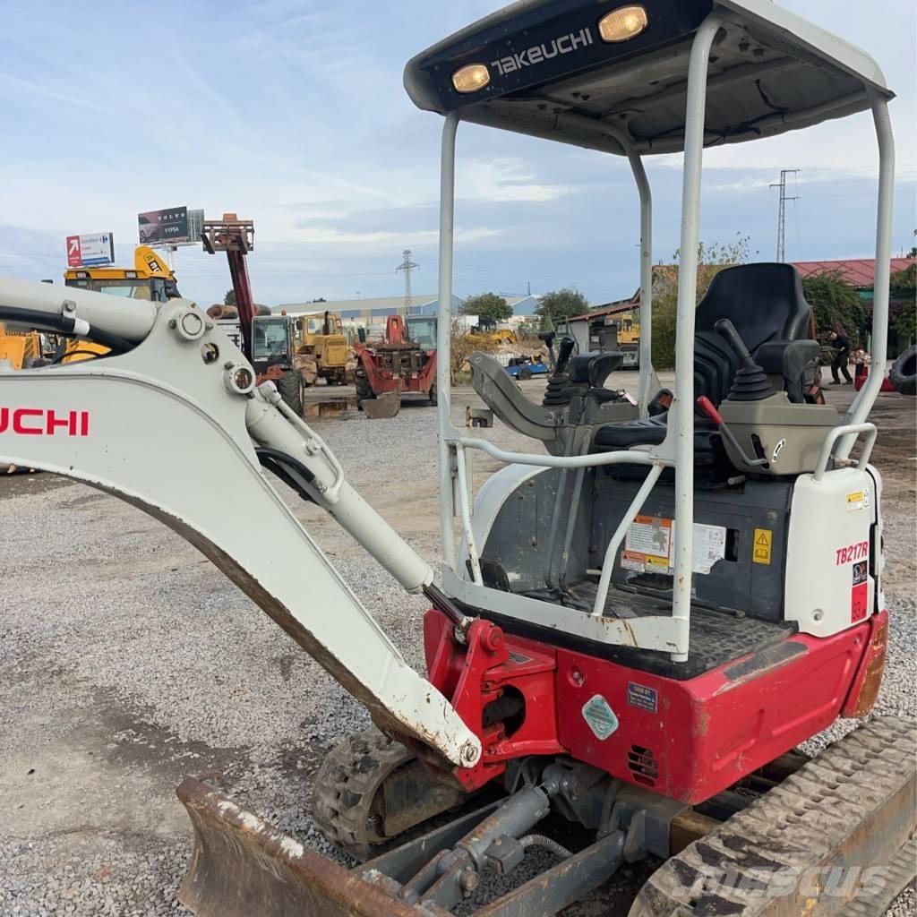 Takeuchi TB 217 R 小型挖掘机