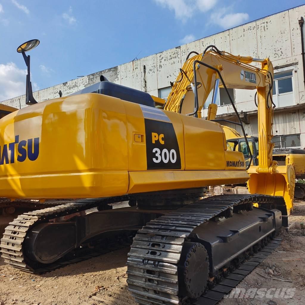 Komatsu PC 300 LC 履带挖掘机