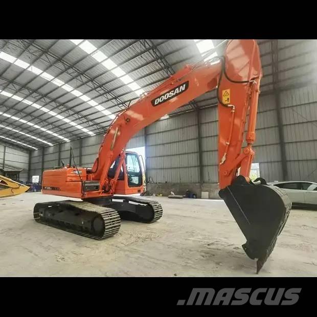 Doosan DX 225 LC 履带挖掘机