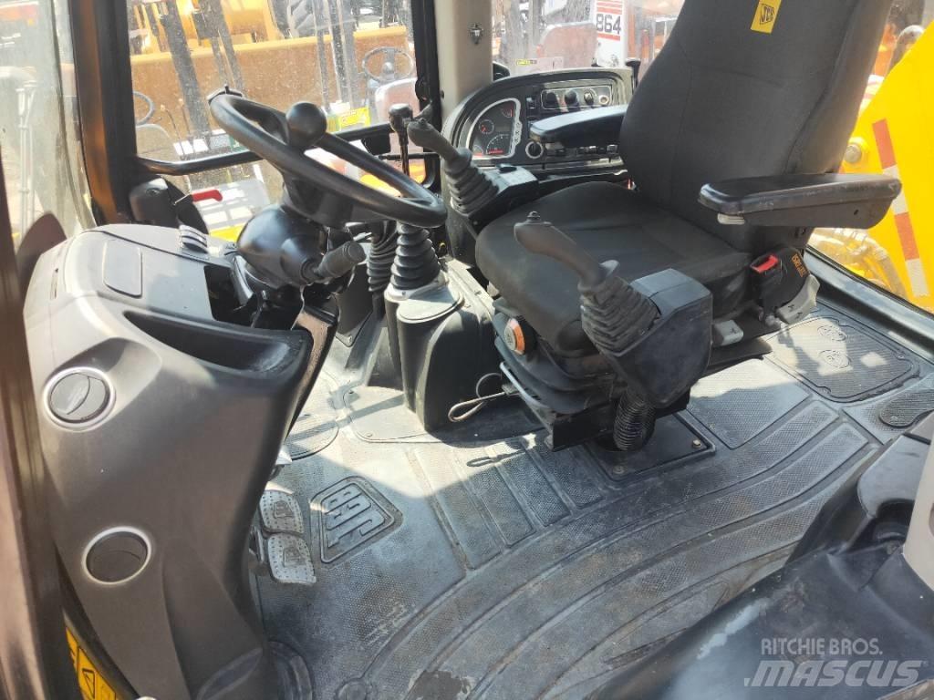 JCB 4CX 反铲装载机