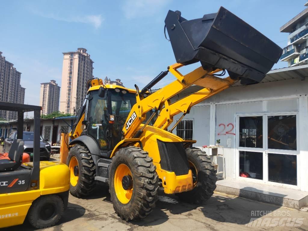 JCB 4CX 反铲装载机