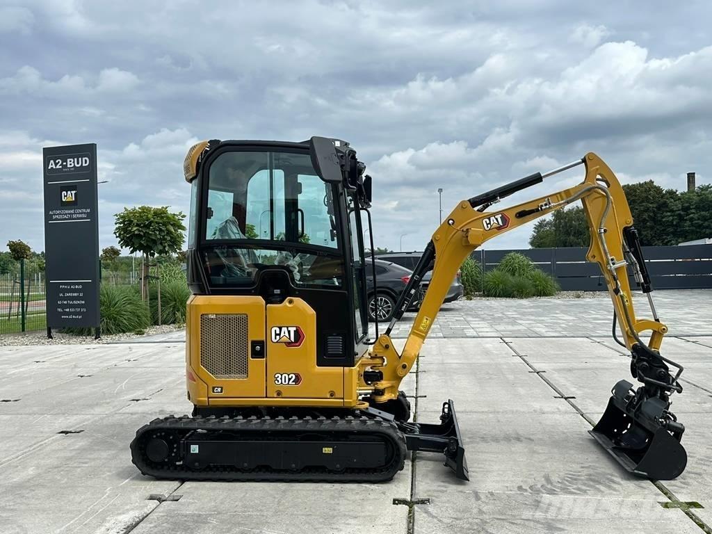 CAT 302 CR 小型挖掘机