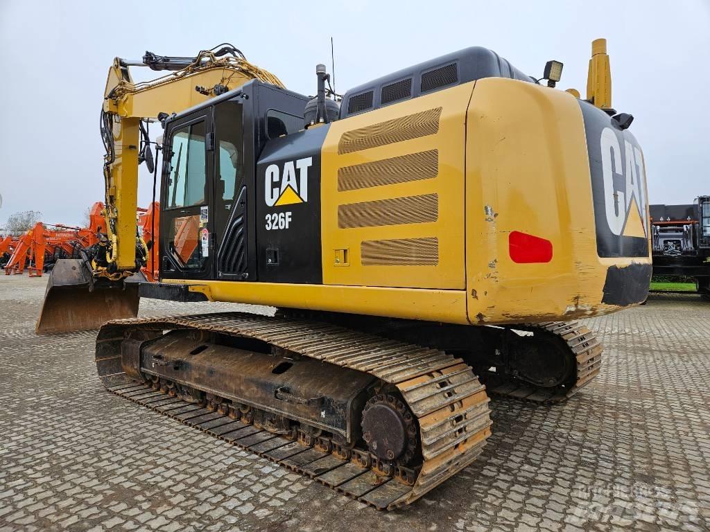CAT 326 F L 履带挖掘机