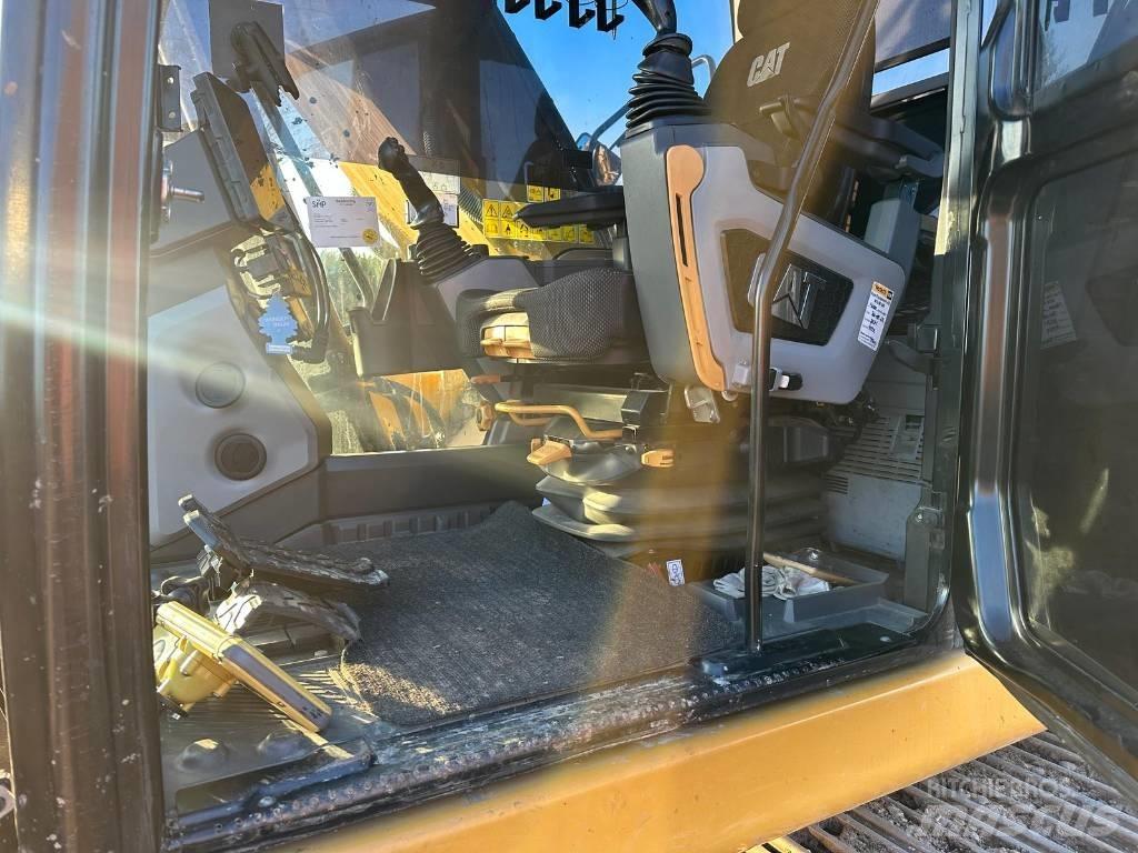 CAT 320 履带挖掘机