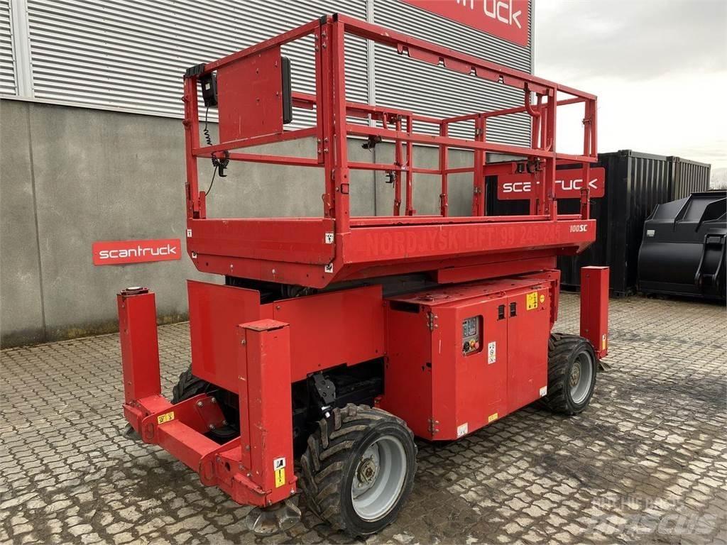 Manitou 100SC 剪叉式升降机