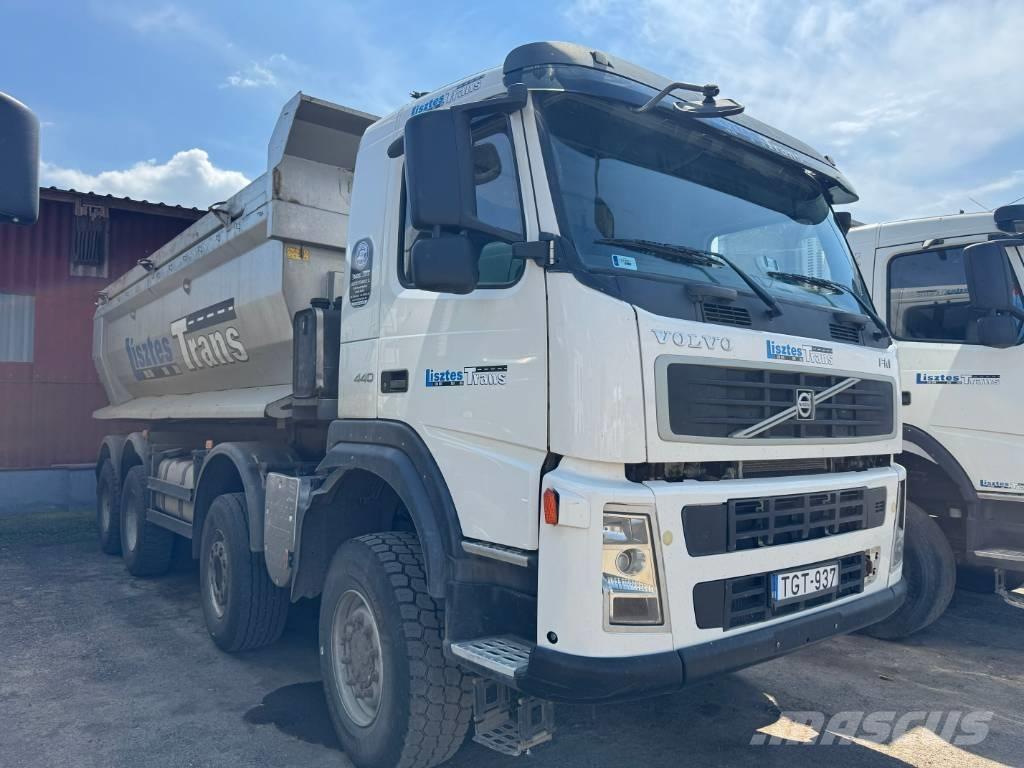 Volvo FM 13 440 8x6 自卸式货车