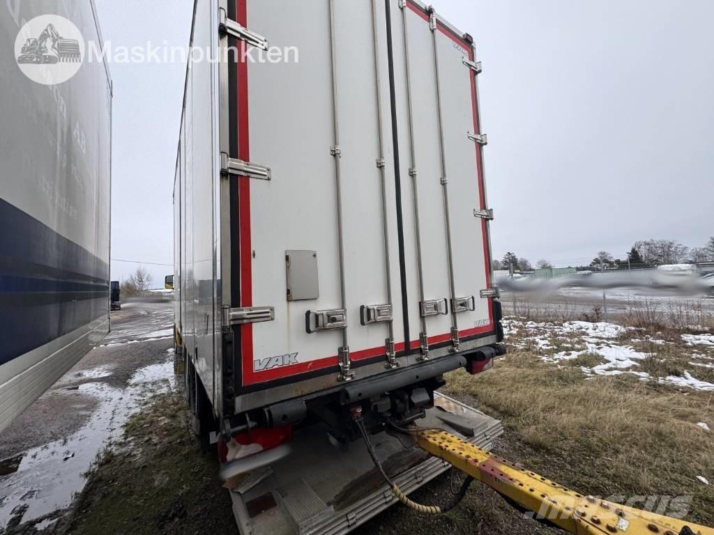 Scania R 124 厢式货车