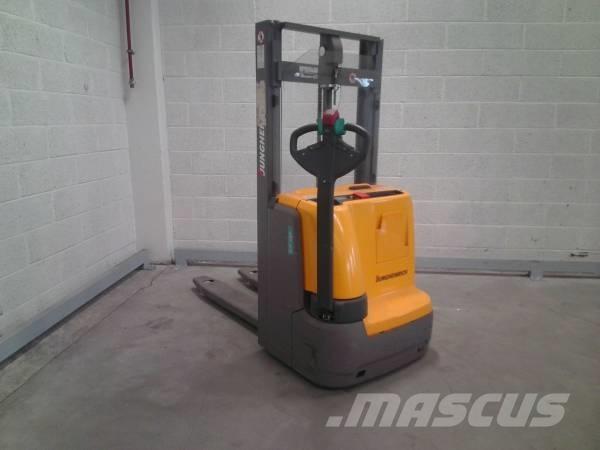 Jungheinrich EJC 110 手推堆垛车