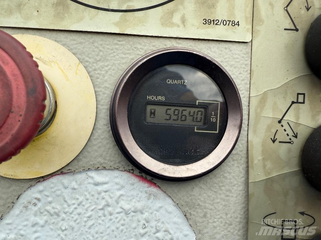 Teupen Leo 23 GT 吊车起重机、绞车吊货机和物料升降机