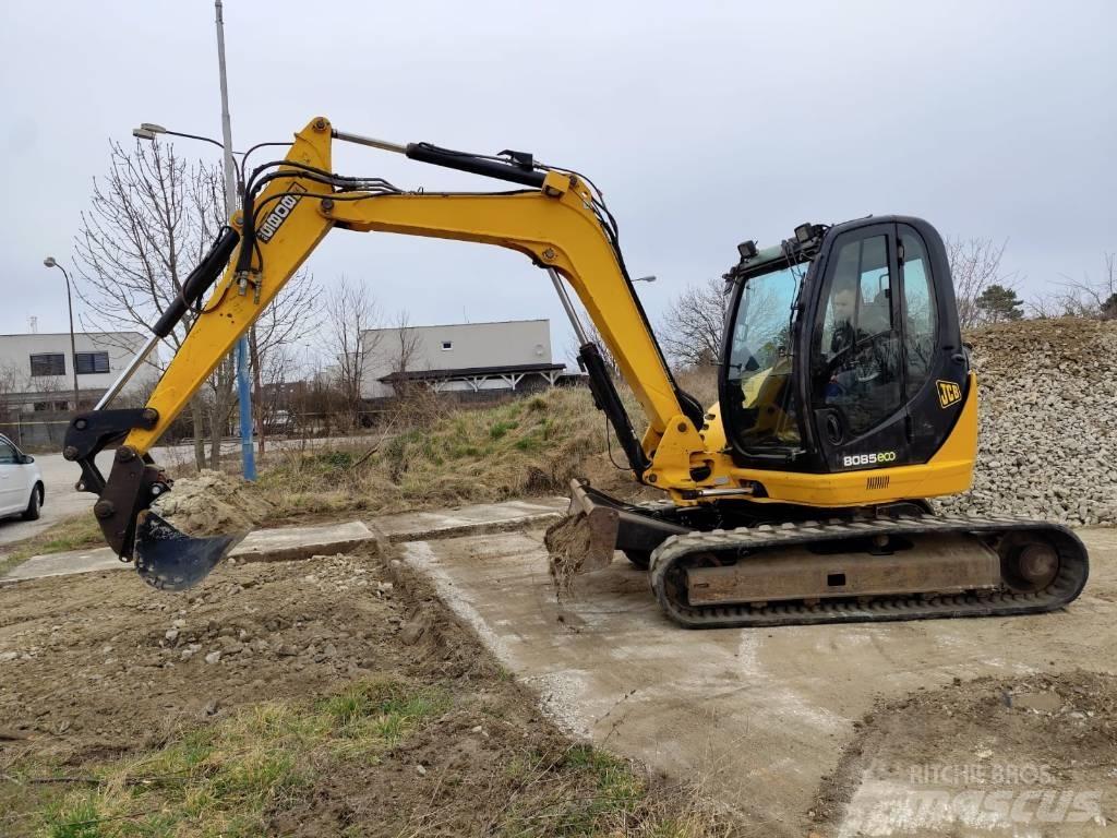 JCB 8085 中型挖掘机