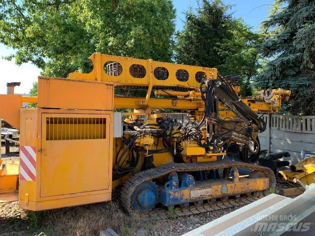 Klemm KR 806-3 工程钻机