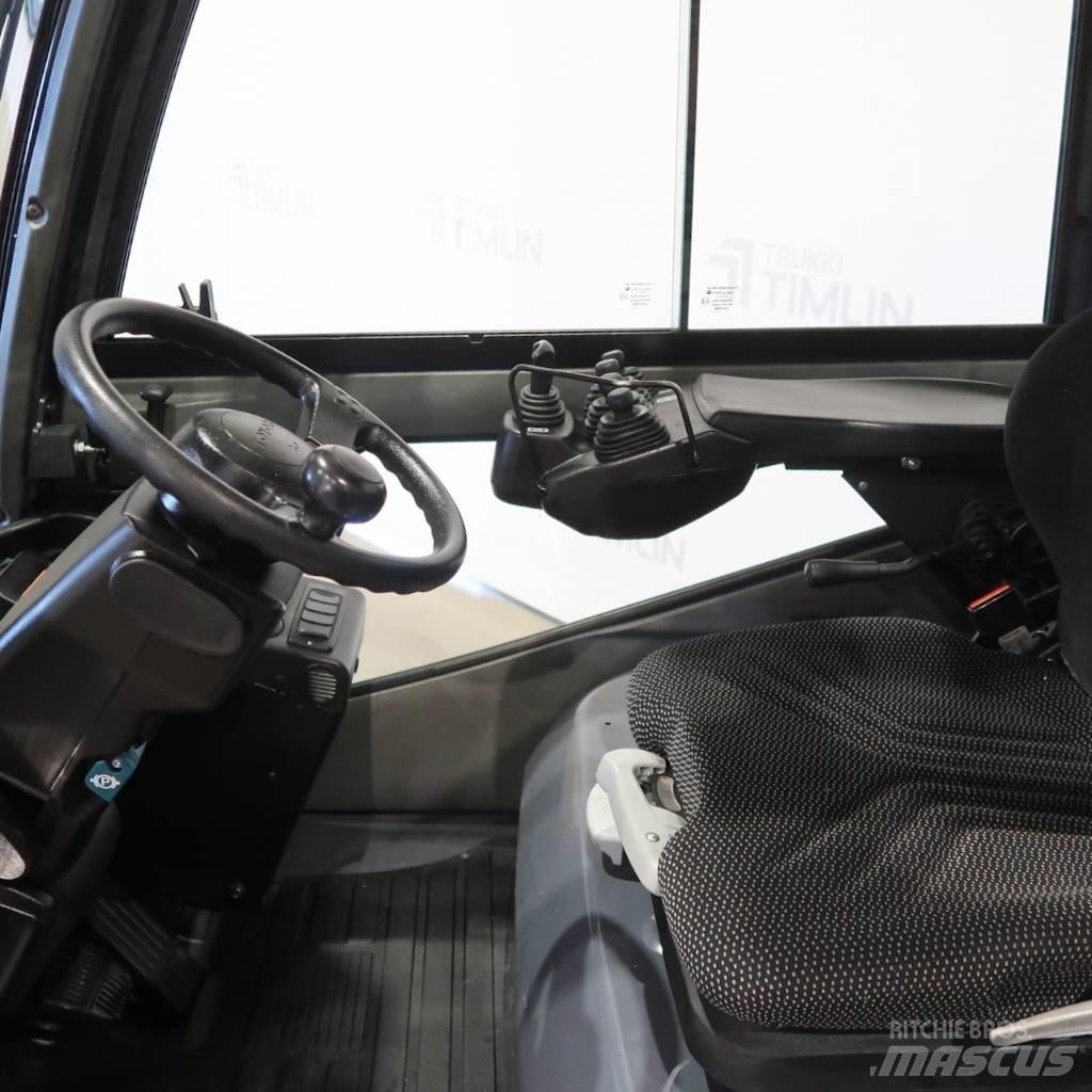 Toyota 02-8FGF30 天然气叉车