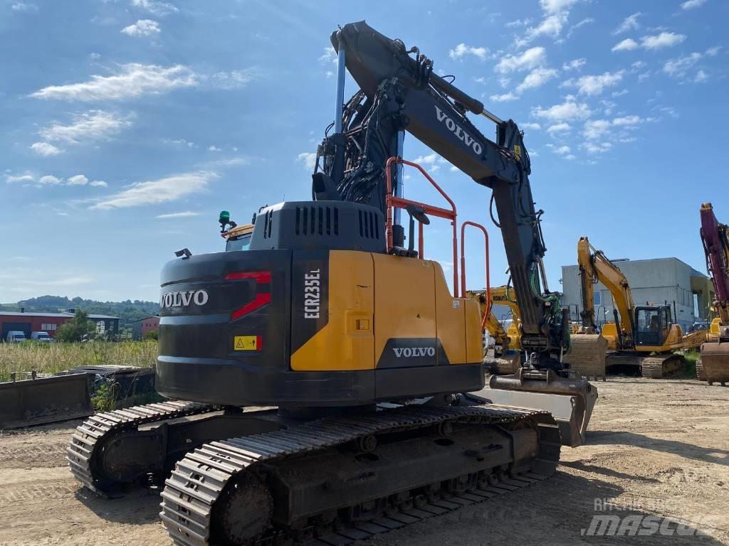 Volvo ECR 235 履带挖掘机