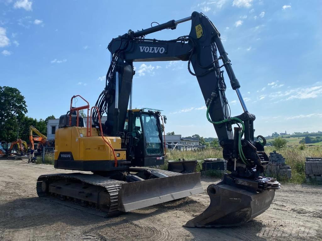 Volvo ECR 235 履带挖掘机