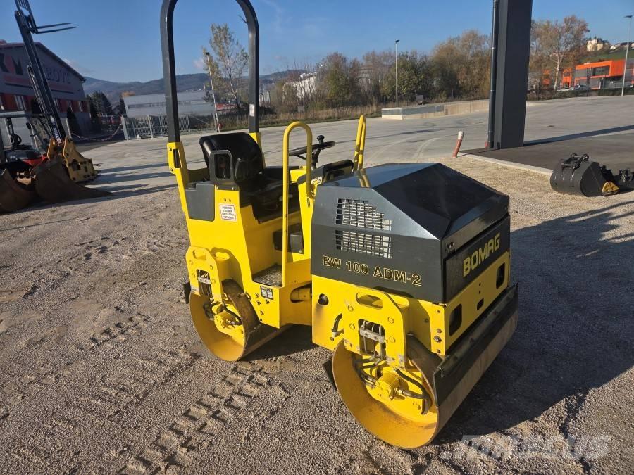 Bomag BW 100 AD-2 双轮压路机