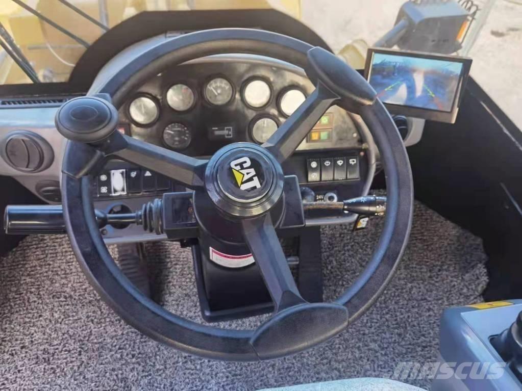 CAT 966 H 轮式装载机