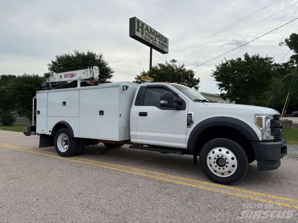 Ford F 550 皮卡车