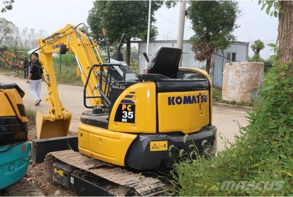 Komatsu PC 35 小型挖掘机