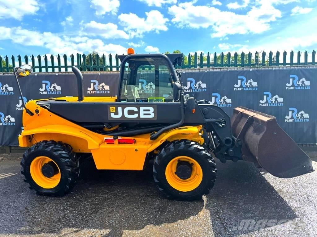 JCB 520-50 伸缩臂叉装车|叉装车