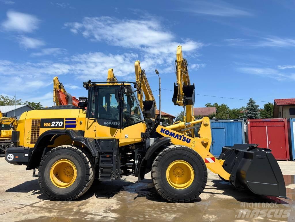 Komatsu WA270-8E0 轮式装载机