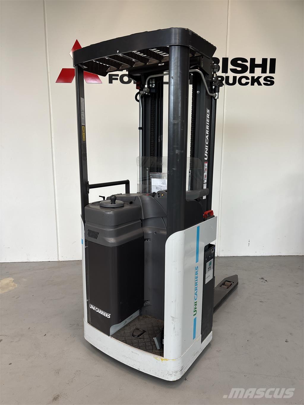 Atlet A160 行走式堆垛机