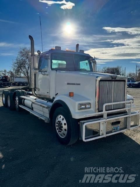 Western Star 4900 牵引车