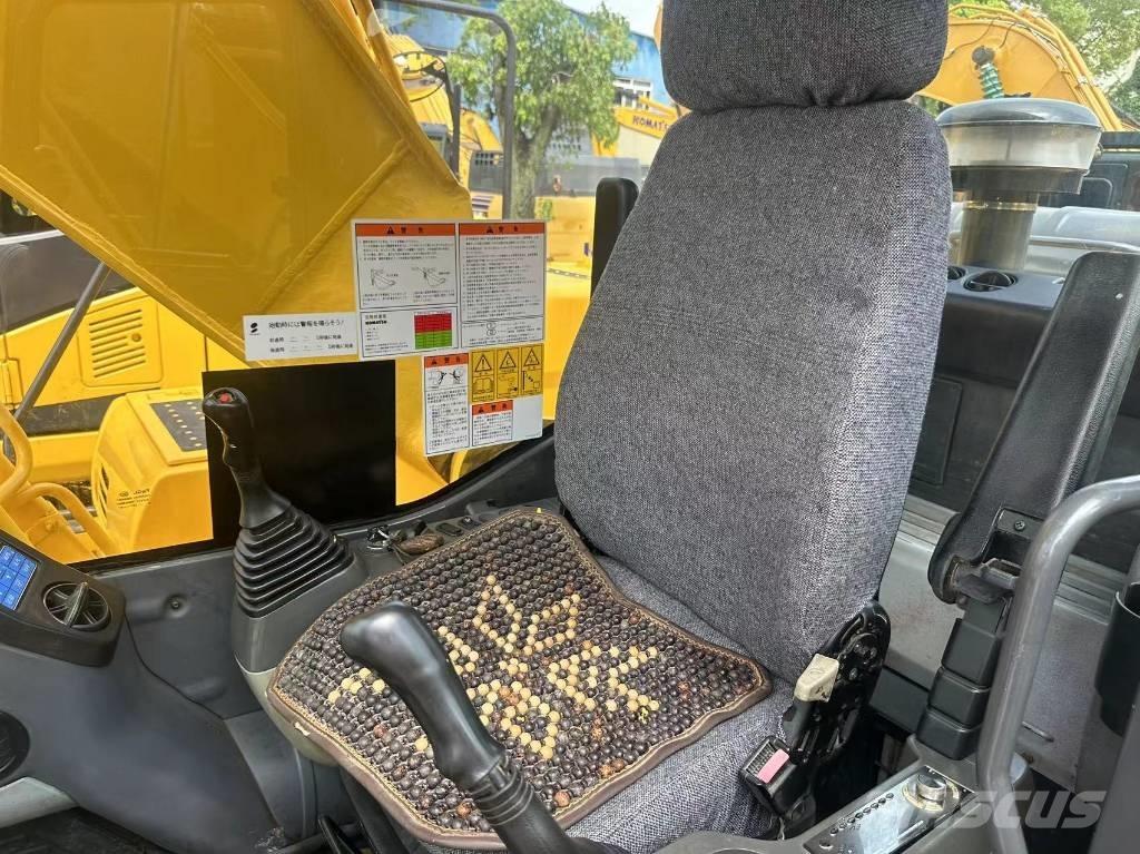 Komatsu PC 220 履带挖掘机