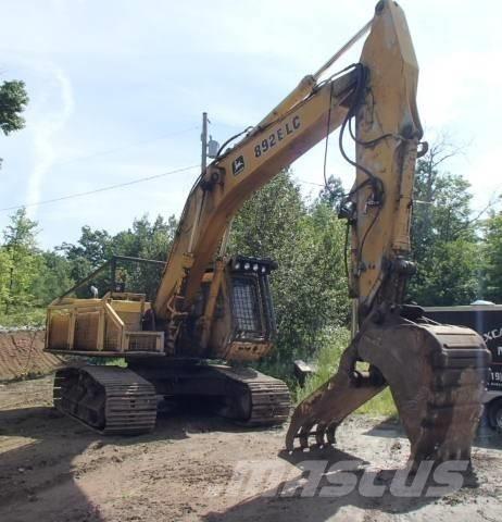 John Deere 892 ELC 履带挖掘机