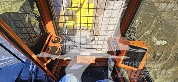 Barko 495B 筑床机