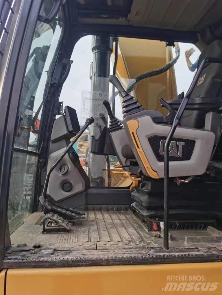 CAT 330 GC 履带挖掘机