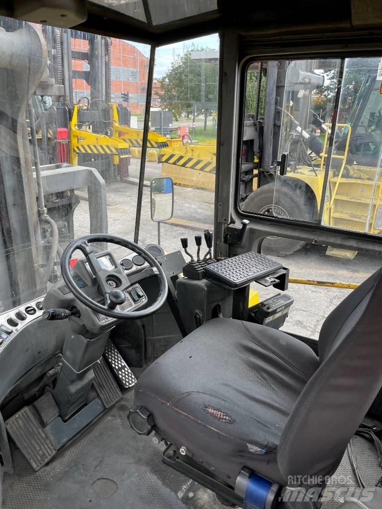 Kalmar DCD370-12 柴油叉车