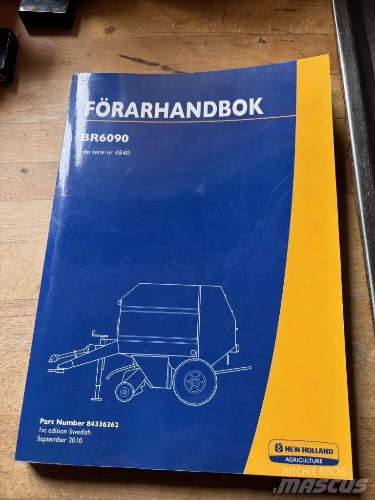 New Holland BR 6090 圆捆打捆机