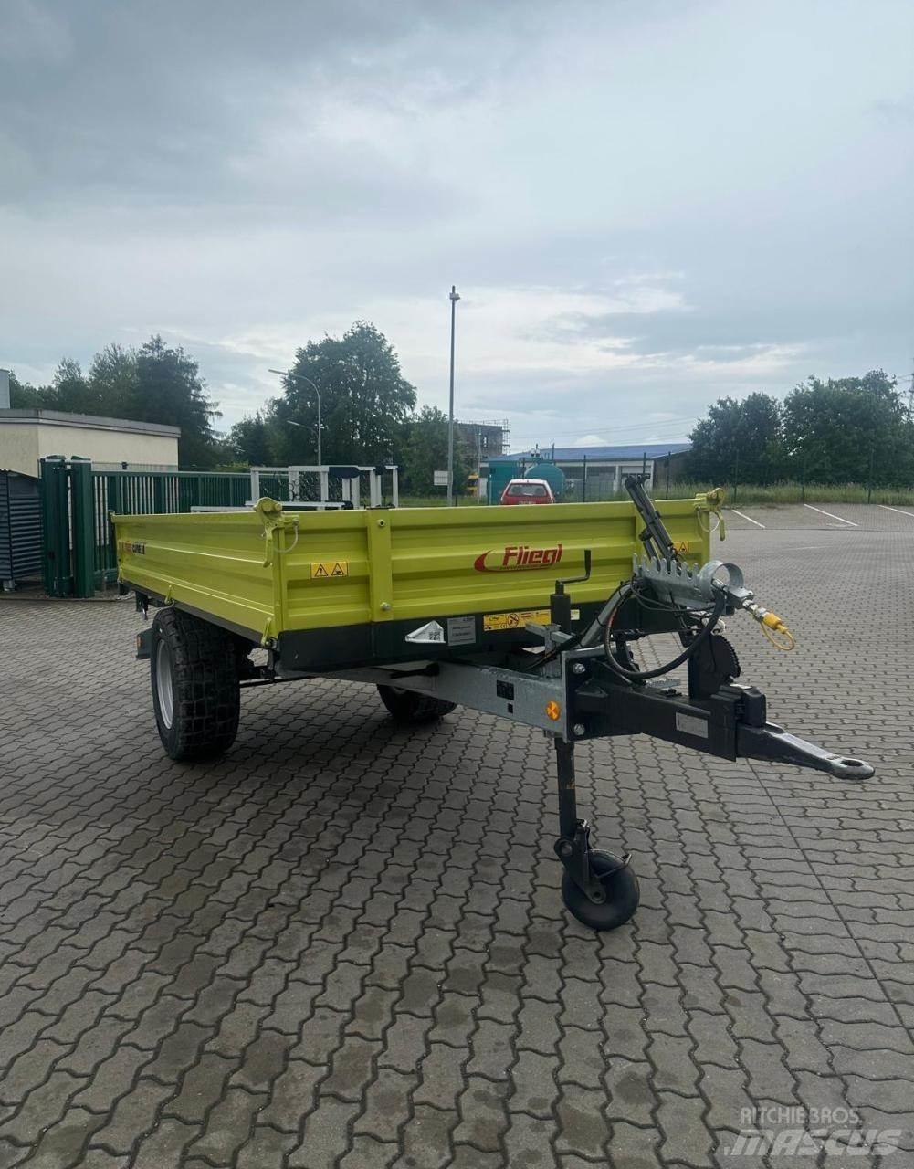 Fliegl EDK 50 箱式拖车