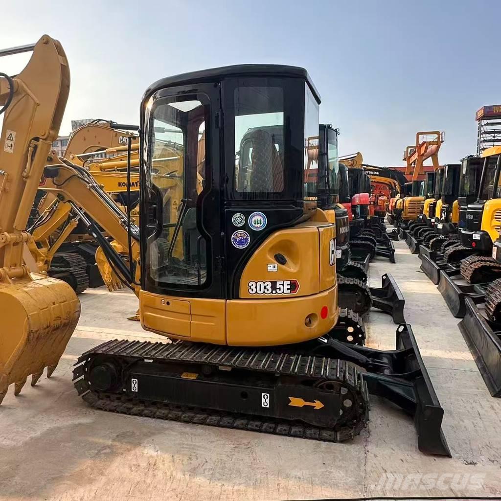 CAT 303.5 E 小型挖掘机
