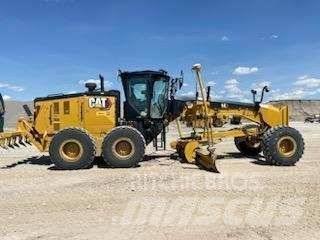 CAT 16 平地机/推土机