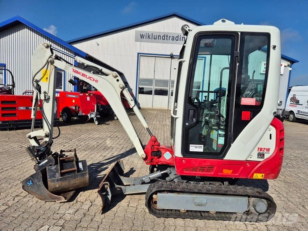Takeuchi TB 216 小型挖掘机