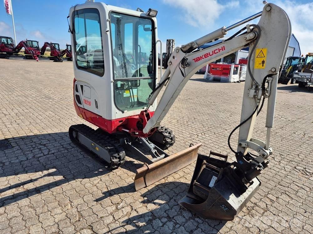 Takeuchi TB 216 小型挖掘机