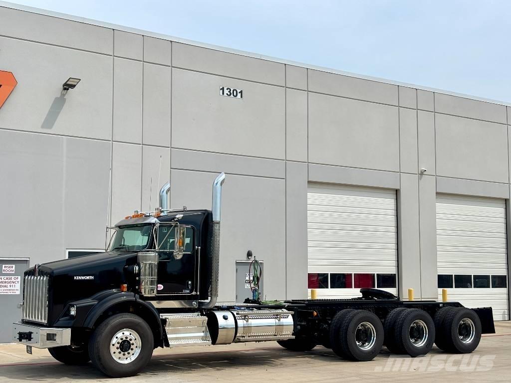 Kenworth T 800 牵引车