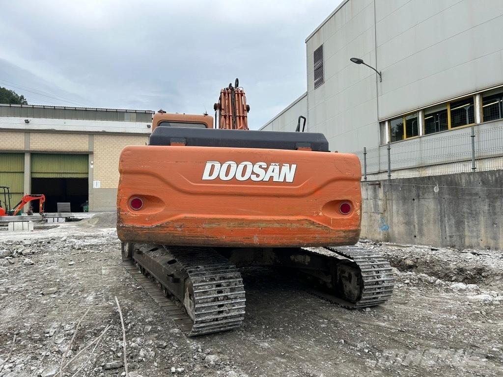 Doosan DX 255 LC 履带挖掘机