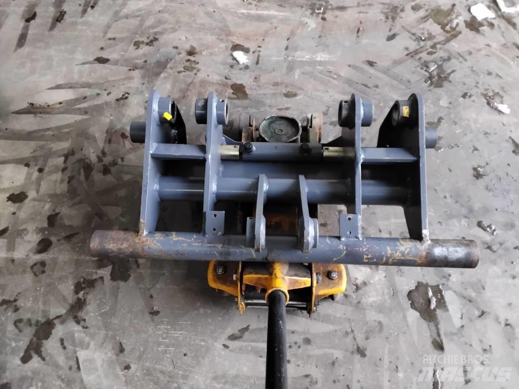 Flexitrac 1238 CAB 小型装载机