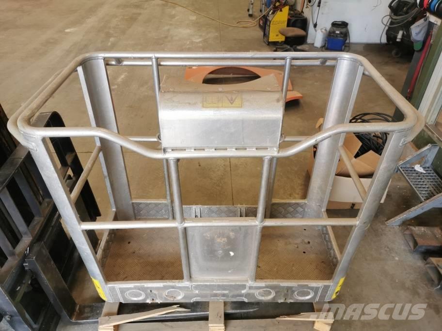 JLG X 20 J 吊杆和铲斗