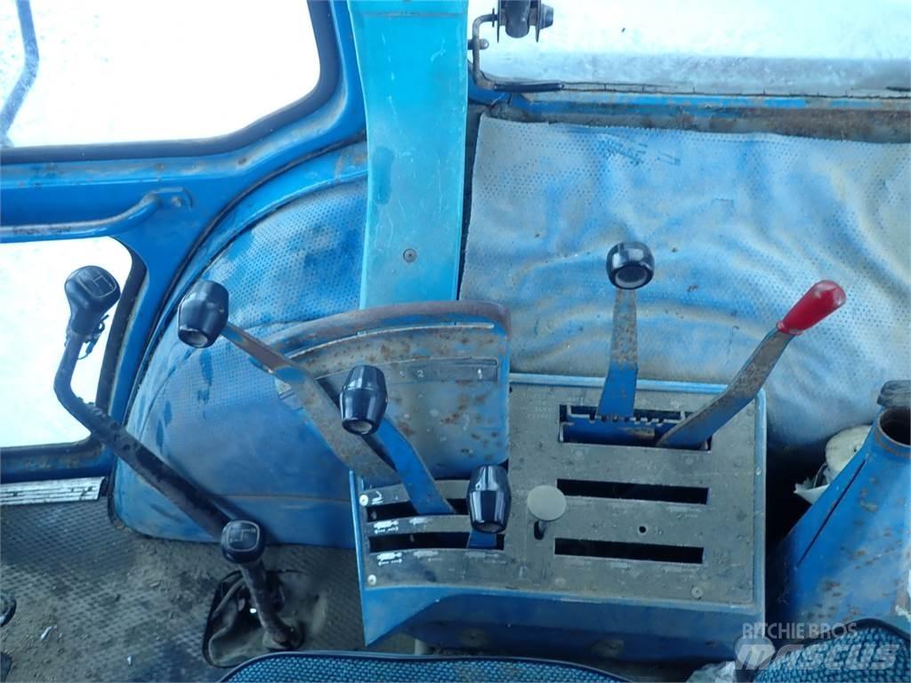 Ford 8210 拖拉机/农用车