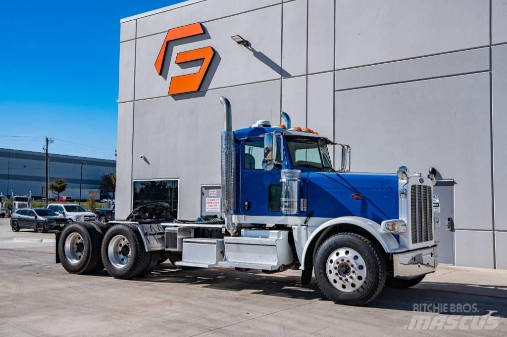 Peterbilt 389 牵引车