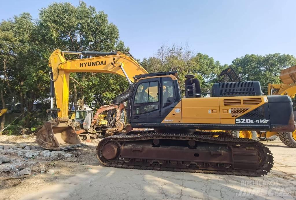 Hyundai R520LC-9 履带挖掘机